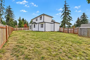 903 138 St E, Tacoma, WA 98445 - Photo 32