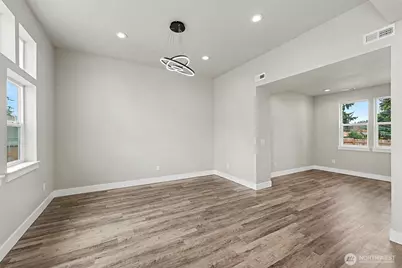 903 138th Street E, Tacoma, WA 98445 - Photo 4