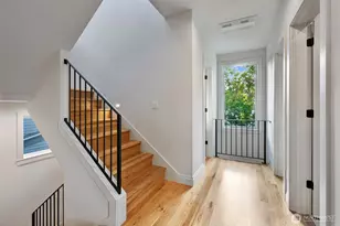 2010 McGilvra Blvd E, Seattle, WA 98112 - Photo 18