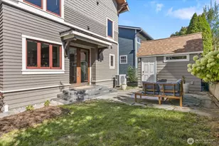 2337 N 61st St, Seattle, WA 98103 - Photo 36
