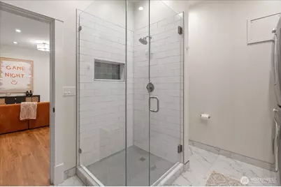2337 N 61st Street, Seattle, WA 98103 - Photo 32
