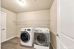 6337 Victoria Ave SE, Auburn, WA 98092 - Photo 22