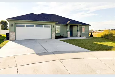 3304 W Crabapple Court, Moses Lake, WA 98837 - Photo 1
