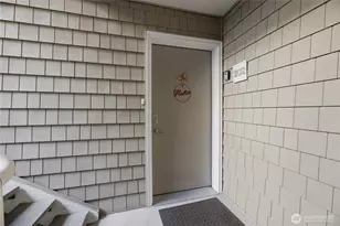 1 Broadway, Tacoma, WA 98402 - Photo 2