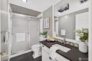 400 Melrose Ave E, Seattle, WA 98102 - Photo 20