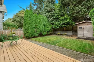 811 NE 57th St, Seattle, WA 98105 - Photo 32