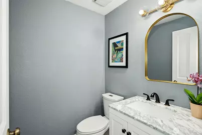 811 NE 57th Street, Seattle, WA 98105 - Photo 20