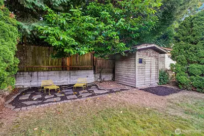 811 NE 57th Street, Seattle, WA 98105 - Photo 34