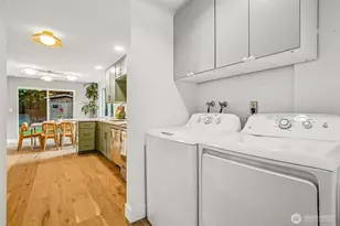811 NE 57th St, Seattle, WA 98105 - Photo 18