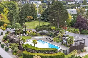 6533 Seaview Ave NW, Seattle, WA 98117 - Photo 22