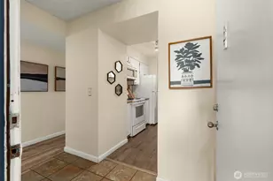 423 75th St SE, Everett, WA 98203 - Photo 4