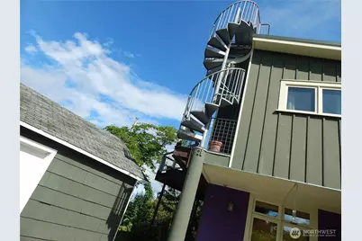 7321 35th Avenue SW, Seattle, WA 98126 - Photo 4