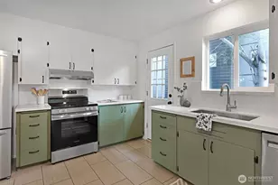 1603 NW 89th St, Seattle, WA 98117 - Photo 10