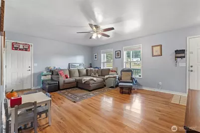 957 Donald Avenue, Oak Harbor, WA 98277 - Photo 8