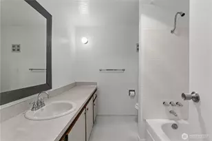 6581 137th Pl NE, Redmond, WA 98052 - Photo 14
