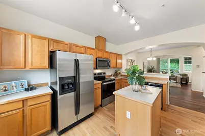 3727 S Holly Park Drive, Seattle, WA 98118 - Photo 8