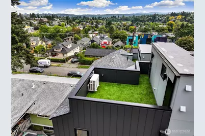4511 A 34th Avenue S, Seattle, WA 98118 - Photo 32