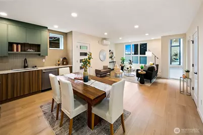 4511 A 34th Avenue S, Seattle, WA 98118 - Photo 8