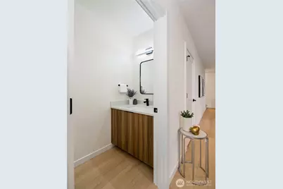 4511 A 34th Avenue S, Seattle, WA 98118 - Photo 12