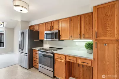 18604 48th Place S, SeaTac, WA 98188 - Photo 10