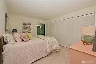 8001 Sand Point Way NE, Seattle, WA 98115 - Photo 12