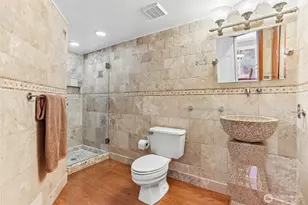 18452 NE 199th St, Woodinville, WA 98077 - Photo 16