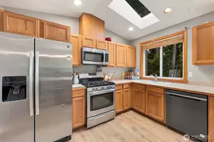 7721 Locust Ave E, Bonney Lake, WA 98391 - Photo 6