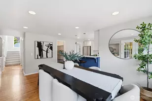 560 N 76th St, Seattle, WA 98103 - Photo 10