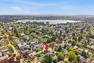 560 N 76th St, Seattle, WA 98103 - Photo 36