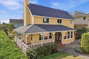 560 N 76th St, Seattle, WA 98103 - Photo 34