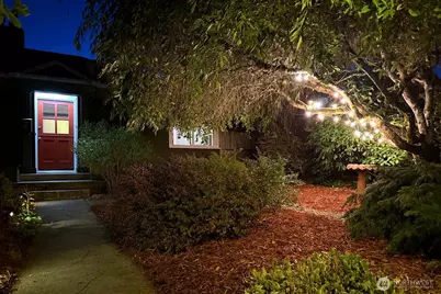 7915 34th Avenue SW, Seattle, WA 98126 - Photo 12