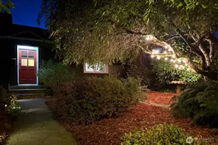 7915 34th Ave SW, Seattle, WA 98126 - Photo 12