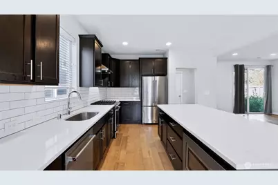 18801 124th Avenue SE, Renton, WA 98058 - Photo 8
