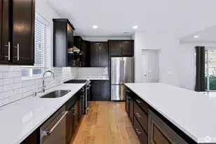 18801 124th Ave SE, Renton, WA 98058 - Photo 8