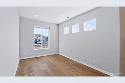 18801 124th Avenue SE, Renton, WA 98058 - Photo 10