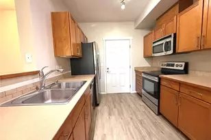4030 S 213th Ct, SeaTac, WA 98198 - Photo 6