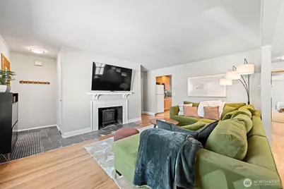 8225 22nd Place NE, Seattle, WA 98115 - Photo 6