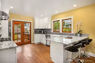 7426 Keen Way N, Seattle, WA 98103 - Photo 4