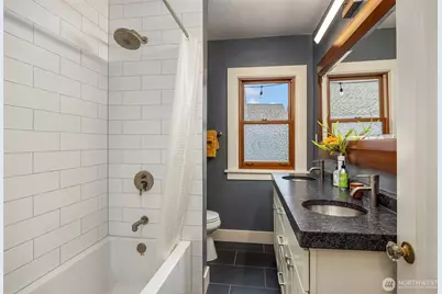 7426 Keen Way N, Seattle, WA 98103 - Photo 14