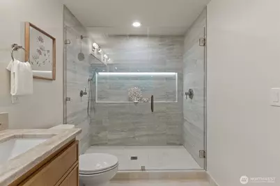 14313 116th Place NE, Kirkland, WA 98034 - Photo 16