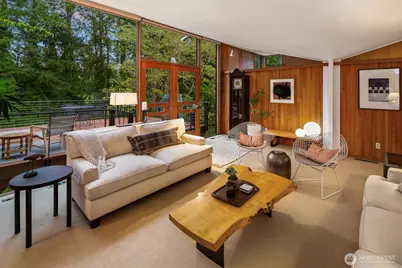 220 130th Avenue SE, Bellevue, WA 98005 - Photo 8
