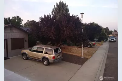 807 E White Birch Avenue, Ellensburg, WA 98926 - Photo 2