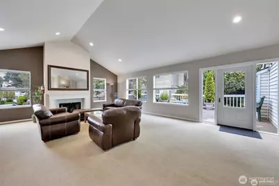 2610 118th Avenue SE #5-202, Bellevue, WA 98005 - Photo 28