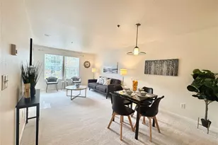 2610 118th Ave SE, Bellevue, WA 98005 - Photo 4