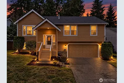 13519 20th Avenue Ct E, Tacoma, WA 98445 - Photo 1