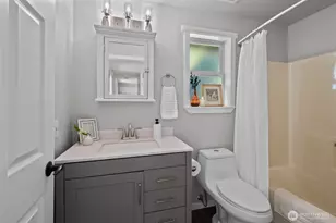 1303 Kendra Ln, Burlington, WA 98233 - Photo 18