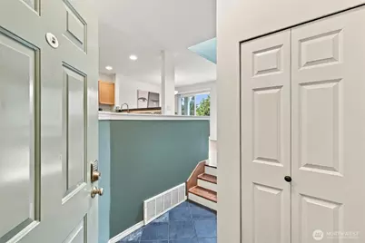 8828 238th Street SW #D, Edmonds, WA 98026 - Photo 2