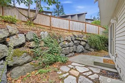 8828 238th Street SW #D, Edmonds, WA 98026 - Photo 28