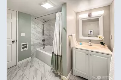 4626 33rd Avenue W, Seattle, WA 98199 - Photo 24