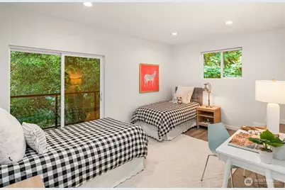 4626 33rd Avenue W, Seattle, WA 98199 - Photo 18